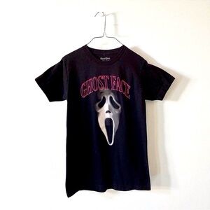 Ghost Face‎ Unisex T-Shirt. Halloween horror movies black tee